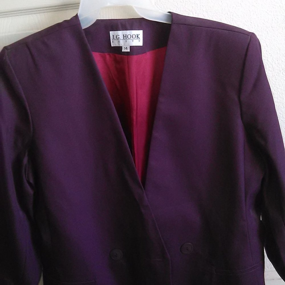 Suit